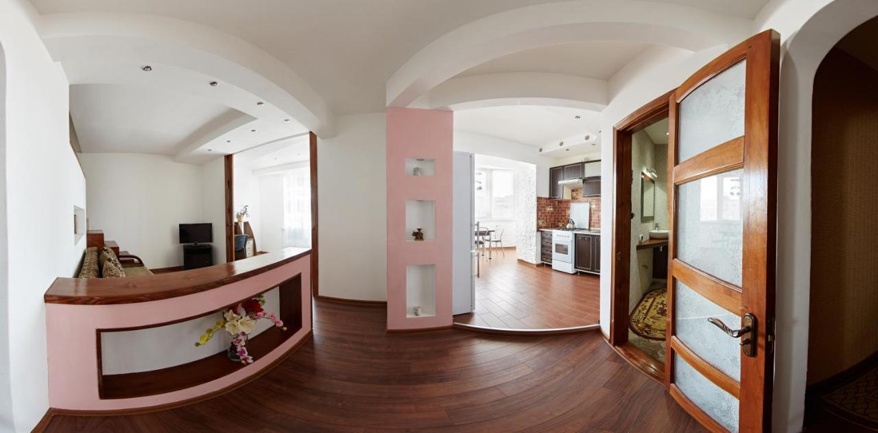 Babylon Apartment on Bukovinskaya Street Rivne Luaran gambar